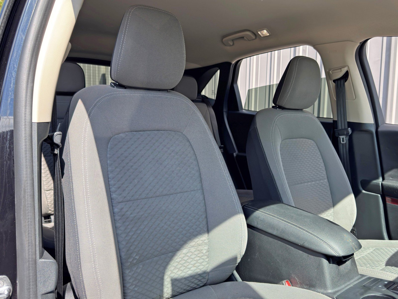 Used 2020 Ford Escape SE FWD image 31