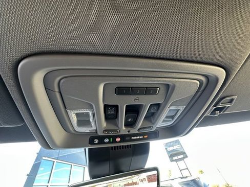 New 2026 GMC Sierra 1500 Denali w/ Denali Reserve Package image 23