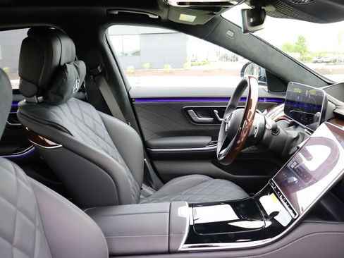 New 2026 Mercedes-Benz S 580 4MATIC Sedan image 10