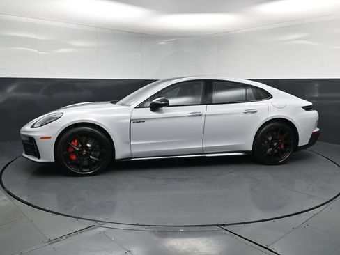 New 2026 Porsche Panamera 4S AWD/4WD image 2