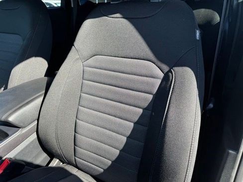 Used 2023 Ford Edge SE AWD/4WD image 26