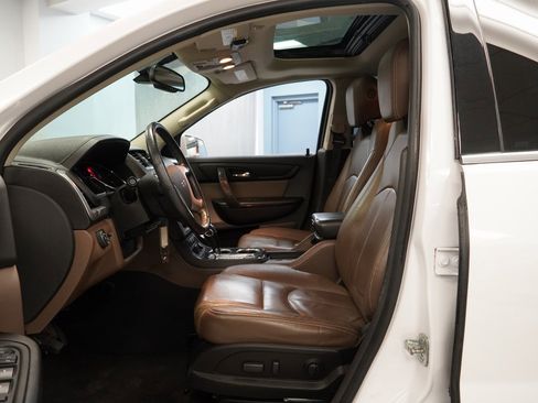 Used 2017 GMC Acadia Limited SLT image 5