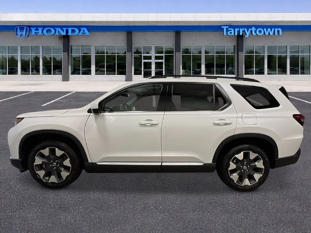 New 2026 Honda Pilot Touring image 2