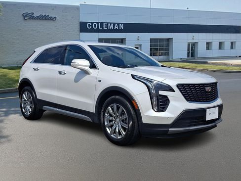 Certified 2023 Cadillac XT4 Premium Luxury FWD image 1