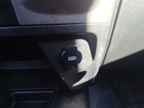 Used 2016 RAM 3500 Tradesman w/ Popular Equipment Group image 28