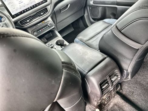 Used 2025 Ford Bronco Sport Outer Banks AWD/4WD image 24