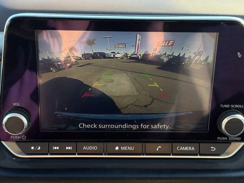 Certified 2023 Nissan Rogue SV image 30