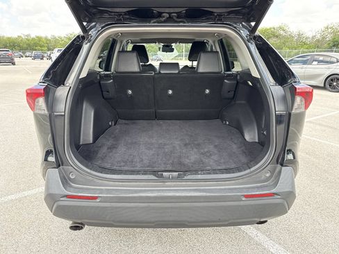 Certified 2022 Toyota RAV4 XLE Premium FWD image 21