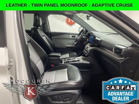 Used 2023 Ford Explorer XLT w/ Equipment Group 202A AWD/4WD image 23