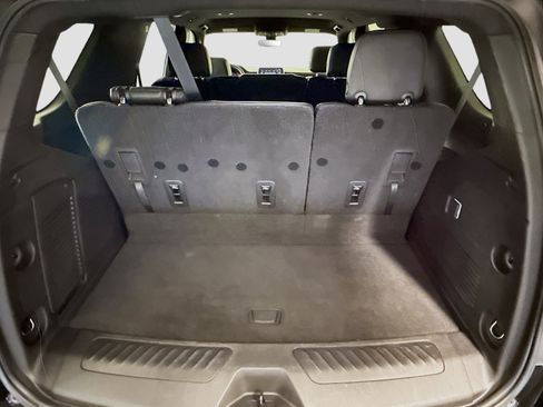 Used 2021 Chevrolet Tahoe LT RWD image 35