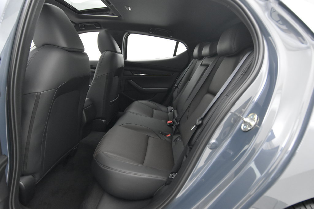 New 2026 MAZDA MAZDA3 2.5 S Hatchback w/ Premium Pkg FWD image 26