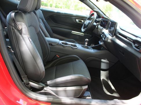 Used 2024 Ford Mustang GT RWD image 13