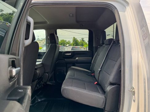 Used 2024 Chevrolet Silverado 2500 W/T AWD/4WD image 17