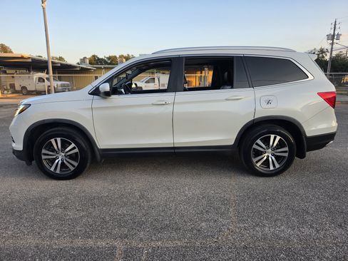 Used 2018 Honda Pilot EX-L image 4