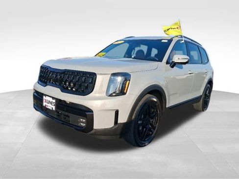 Used 2025 Kia Telluride SX X-Line image 2