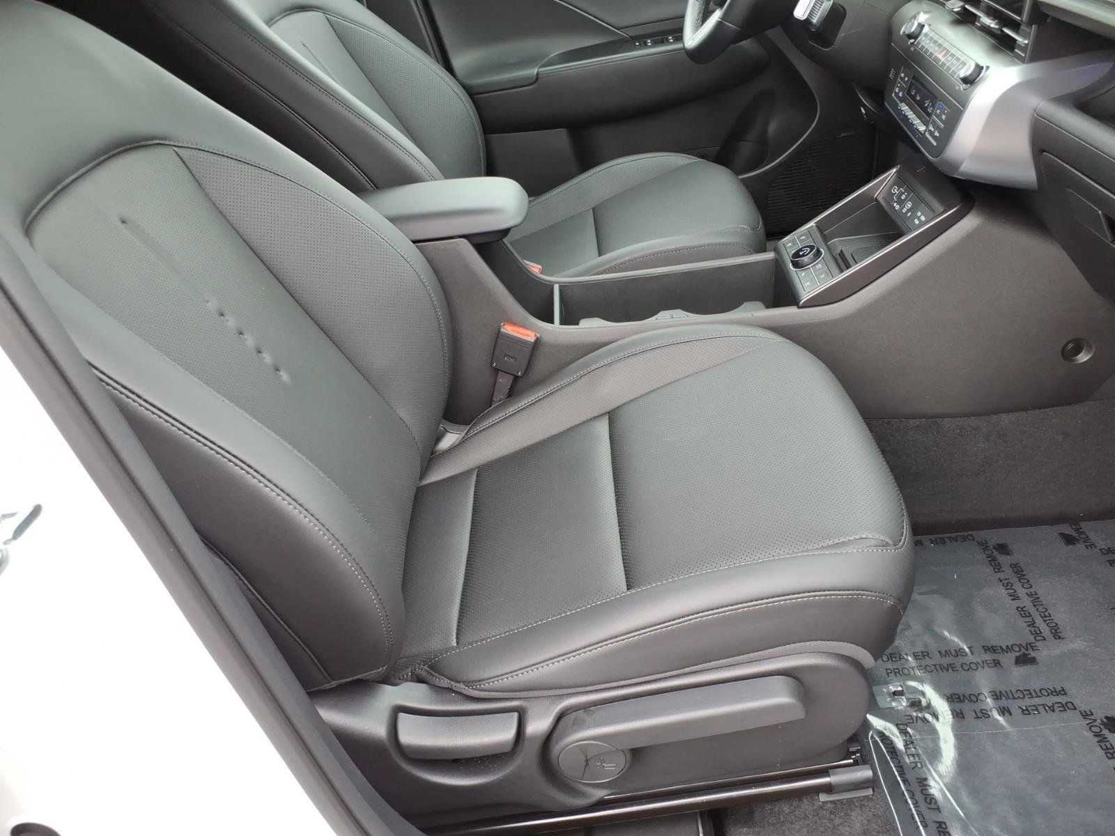Used 2026 Hyundai Kona Limited AWD/4WD image 24