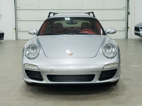 Used 2010 Porsche 911 Carrera image 2
