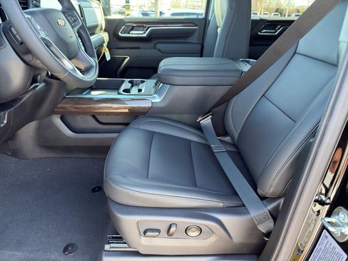 New 2026 Chevrolet Silverado 2500 LT image 13