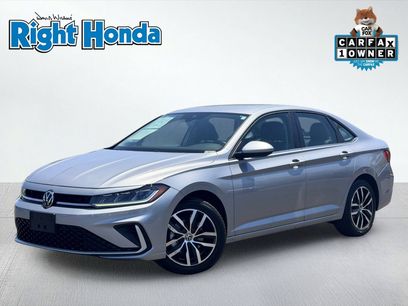 Used 2025 Volkswagen Jetta SE