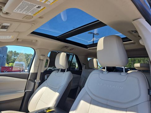 Used 2020 Ford Explorer Platinum AWD/4WD image 33