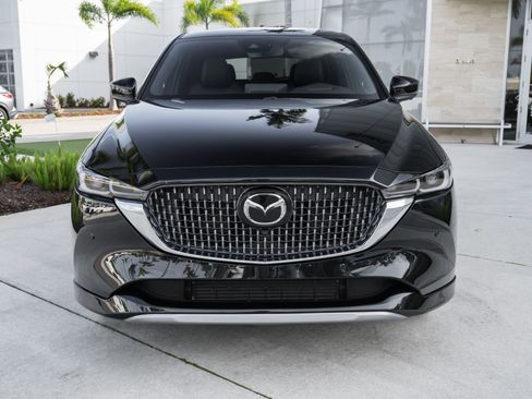 Used 2025 MAZDA CX-5 Signature AWD/4WD image 4