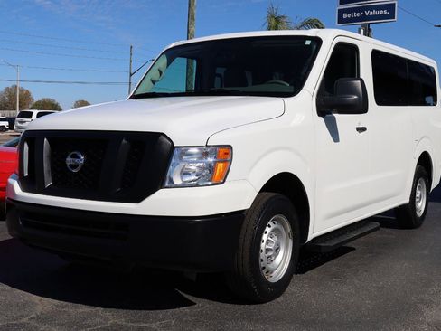 Used 2020 Nissan NV 3500 S image 2