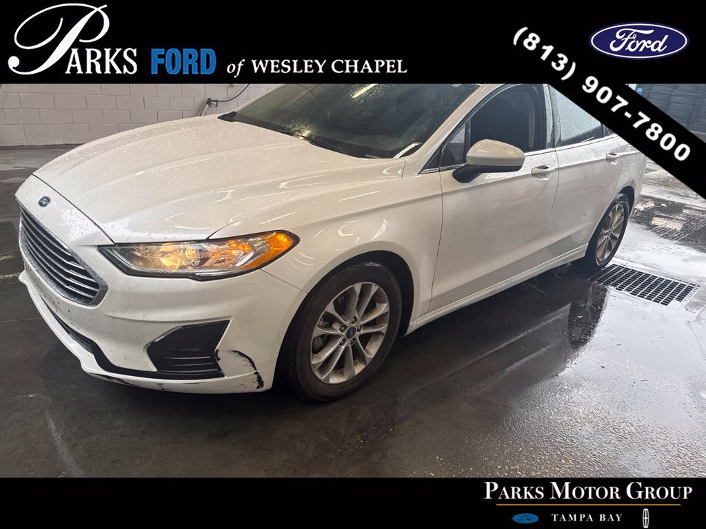 Used 2020 Ford Fusion SE FWD image 3