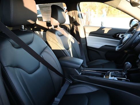 New 2026 Jeep Compass Limited w/ Sun, Sound & Navigation Group image 20