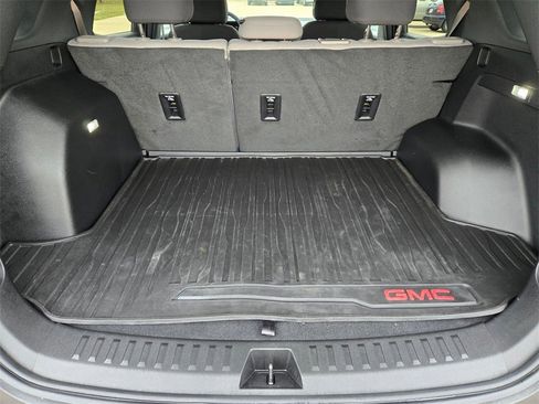 Used 2025 GMC Terrain Elevation image 29