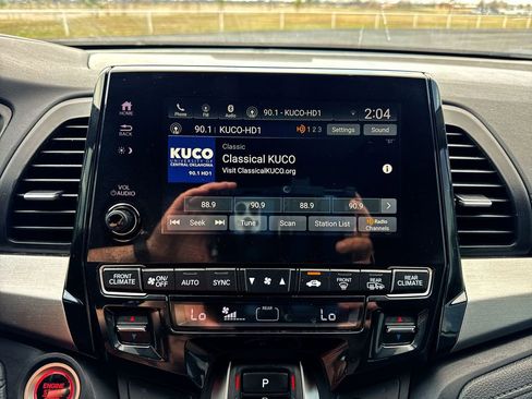 Used 2024 Honda Odyssey Sport image 16