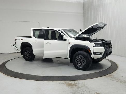 Used 2026 Nissan Frontier PRO-4X w/ Pro-4x Convenience Package AWD/4WD image 10