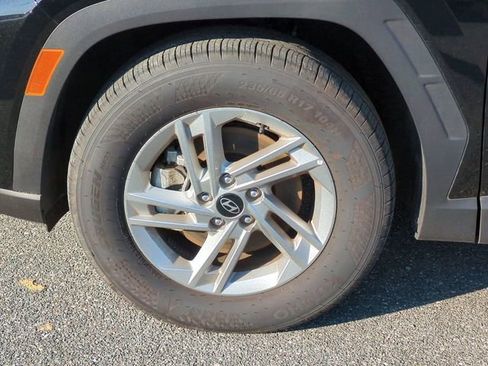 New 2025 Hyundai Tucson SE image 11
