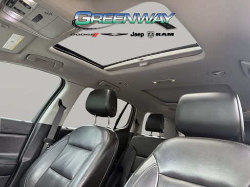 Used 2019 GMC Acadia SLT w/ LPO, Floor Liner Package FWD image 19