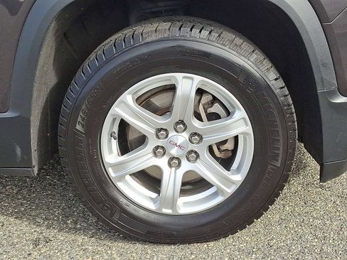 Certified 2018 GMC Acadia SLE image 8