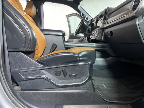 Used 2024 Ford F350 Platinum image 25