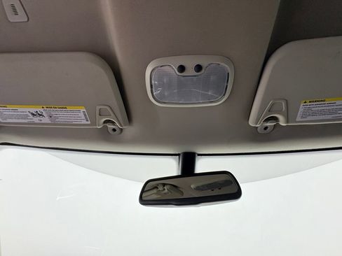 Used 2020 Dodge Journey SE w/ SE Popular Equipment Group FWD image 22