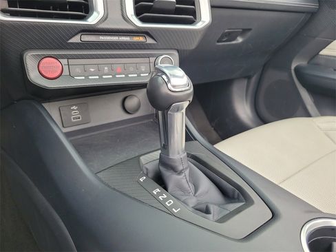 Certified 2025 Ford Mustang Premium image 18