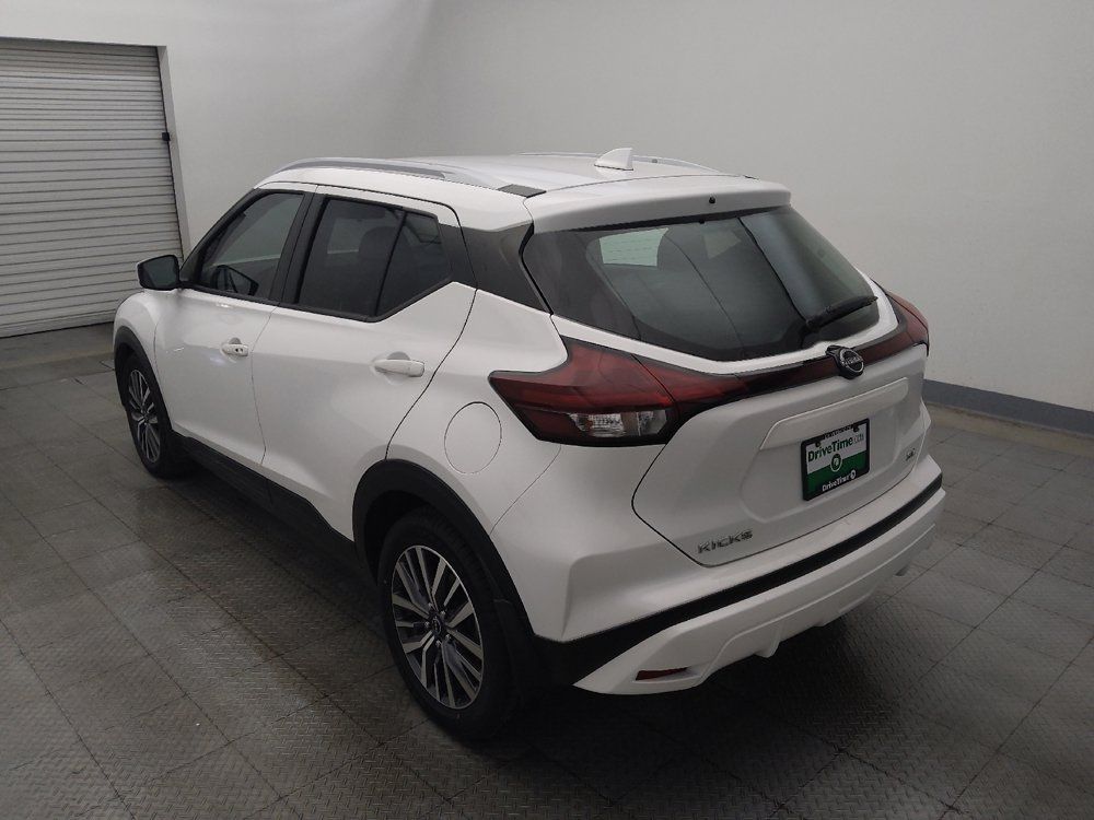 Used 2024 Nissan Kicks SV FWD image 5