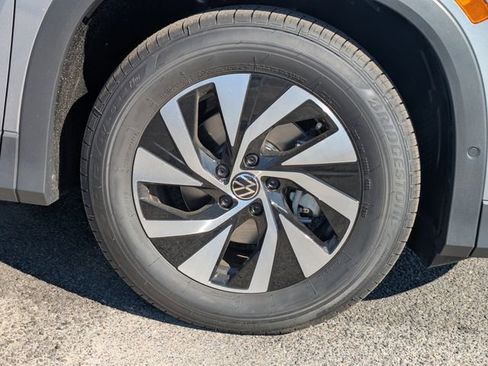 New 2026 Volkswagen Tiguan S image 11