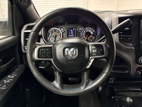 Used 2022 RAM 3500 Tradesman w/ Chrome Appearance Group AWD/4WD image 15