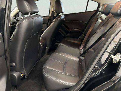 Used 2018 MAZDA MAZDA3 Grand Touring w/ Premium Equipment Package FWD image 17