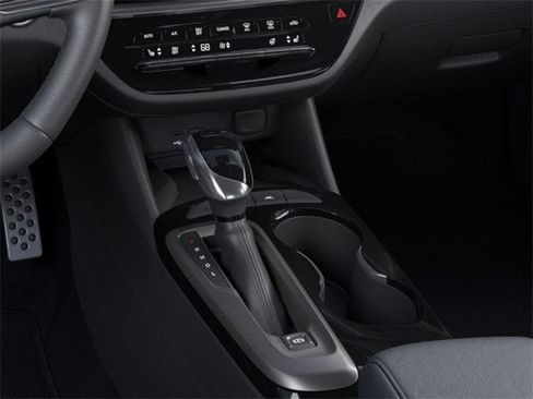 New 2025 Buick Envista Avenir image 23