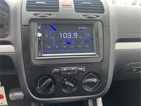 Used 2009 Volkswagen Jetta S image 12