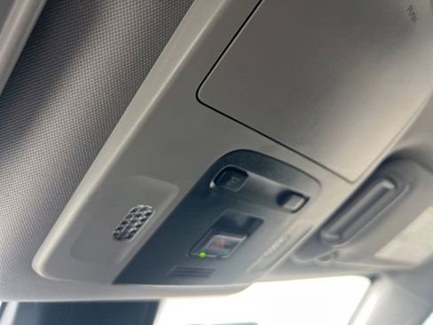 Used 2024 Toyota Camry SE image 15