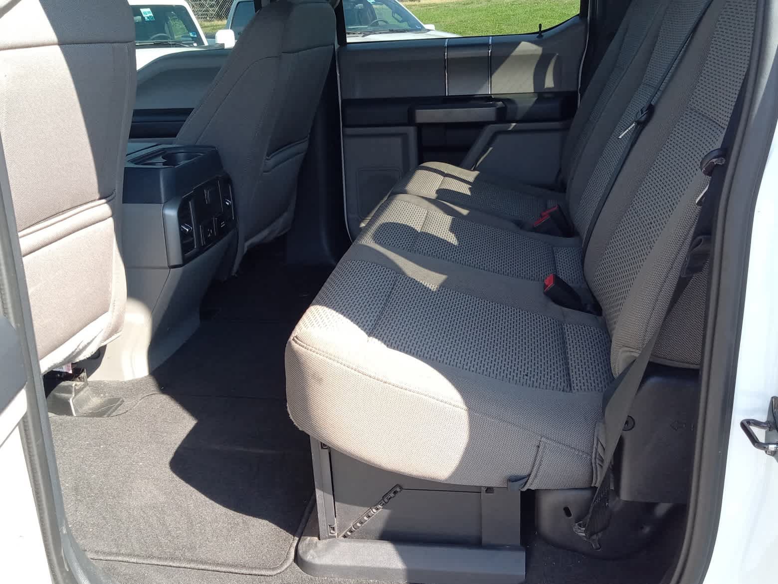 Used 2022 Ford F250 XLT w/ XLT Premium Package AWD/4WD image 31