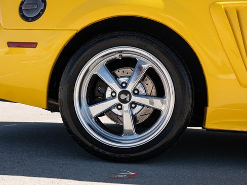 Used 2004 Ford Mustang Mach 1 image 11