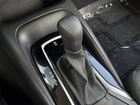 Used 2024 Toyota Corolla LE image 19