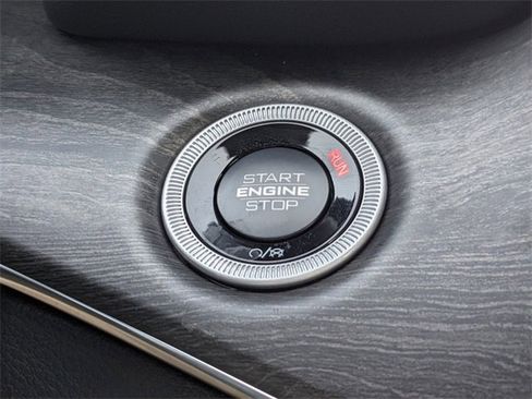 New 2025 Jeep Grand Cherokee Overland w/ Trailer Tow Package image 29