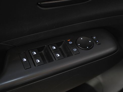 Used 2024 Hyundai Kona SEL FWD image 21
