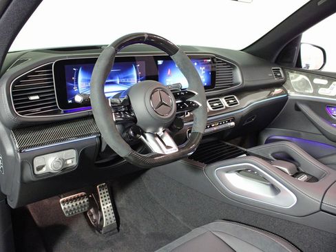 Certified 2025 Mercedes-Benz GLE 53 AMG 4MATIC image 15